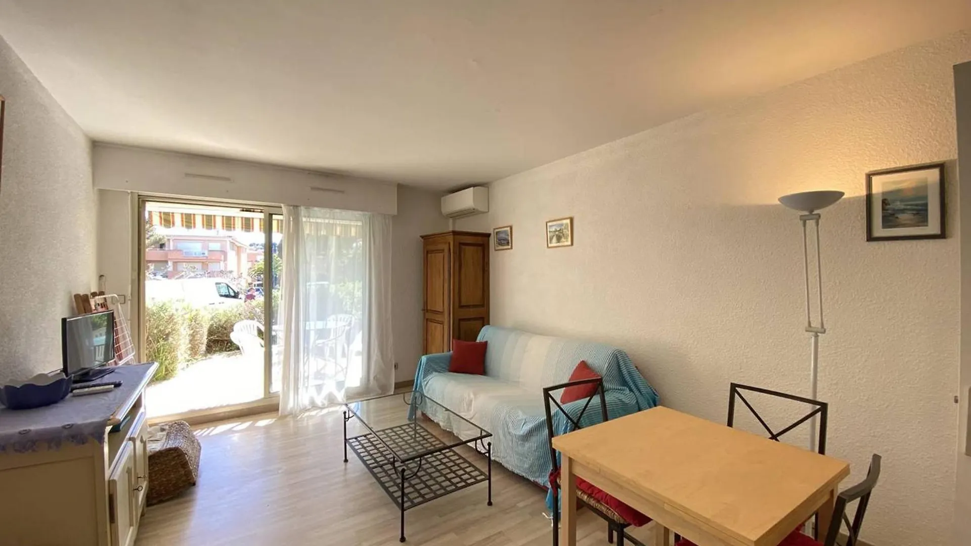 דירה קבלייר-סור-מר Studio Climatise Avec Jardin En Front De Mer, Proche Commerces, Garage Ferme - Fr-1-100-334 צרפת