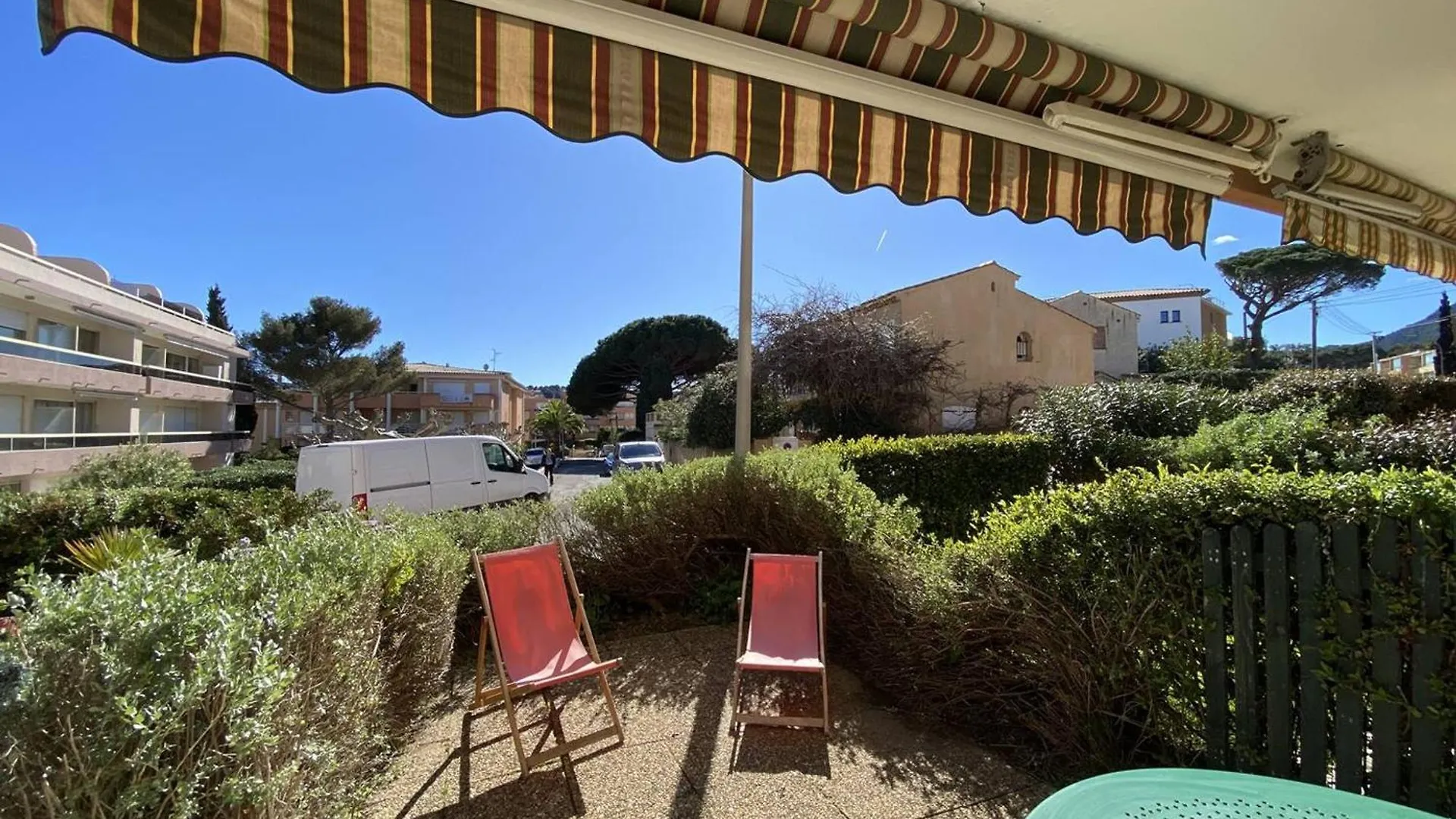 Studio Climatise Avec Jardin En Front De Mer, Proche Commerces, Garage Ferme - Fr-1-100-334 Cavalaire-sur-Mer 0*,